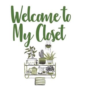 ⭐️ Welcome to my closet ⭐️